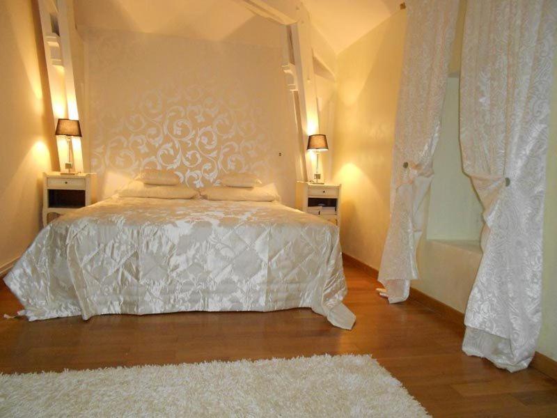 Domaine De Puycarpin Hotell Belvès-de-Castillon Exteriör bild
